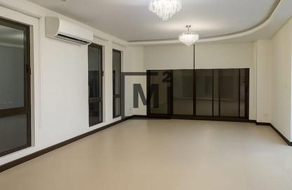 Villa - 5 Bedrooms - 6 Bathrooms for sale in Al Noor - Diyar Al Muharraq - Muharraq Governorate
