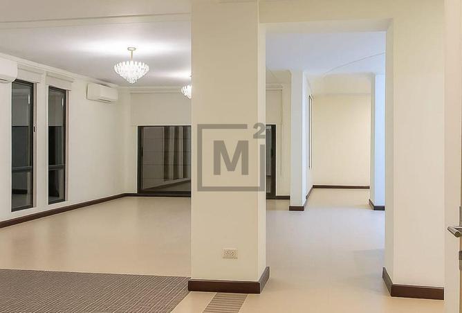 953911 - Property Main Image