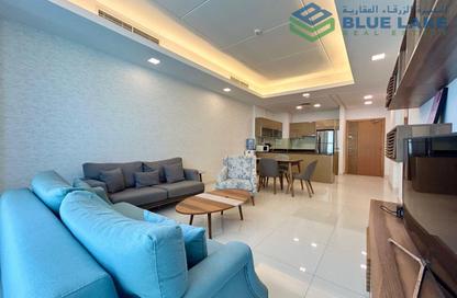 Apartment - 2 Bedrooms - 3 Bathrooms for rent in Al Juffair - Capital Governorate
