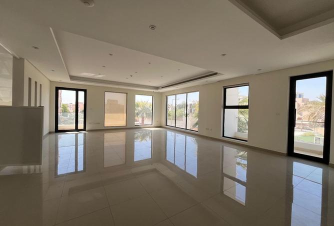 954860 - صورة العقار 2