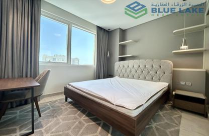 Apartment - 2 Bedrooms - 3 Bathrooms for rent in Al Juffair - Capital Governorate