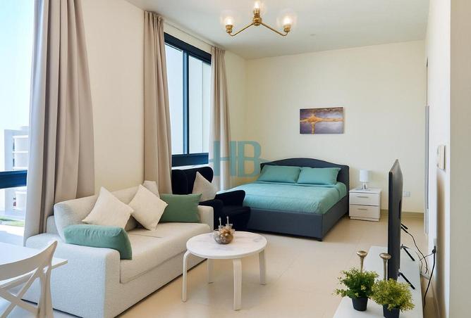 955164 - Property Image 2