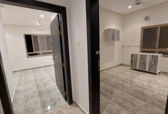 956164 - Property Image 2