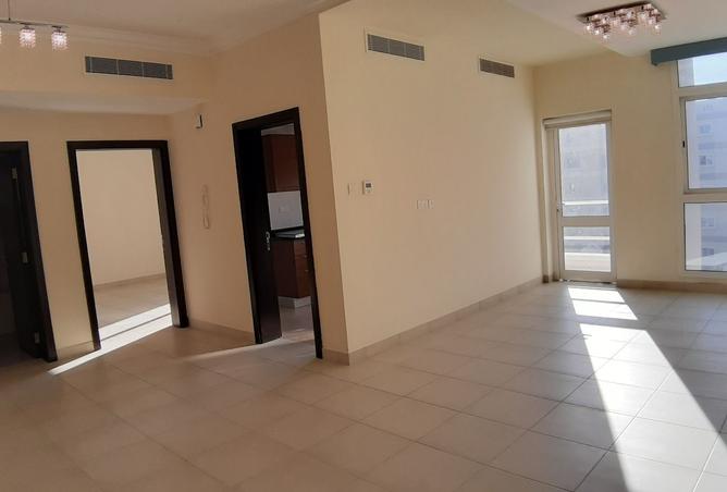 955572 - Property Main Image