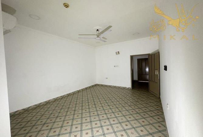 955826 - Property Image 3