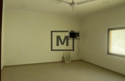 Apartment - 4 Bedrooms - 3 Bathrooms for rent in Arad - Muharraq Governorate