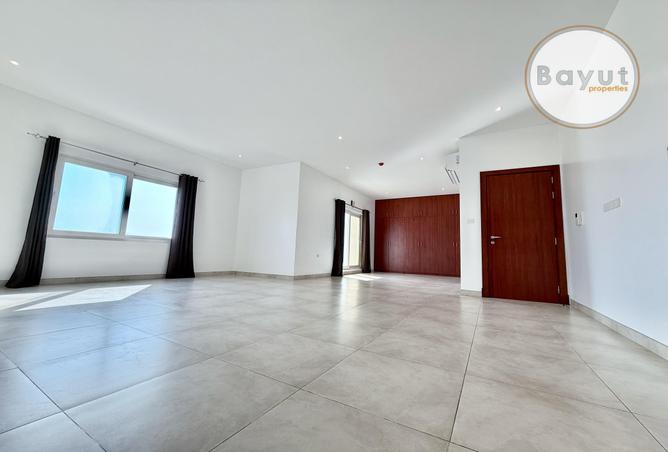 956698 - صورة العقار 2