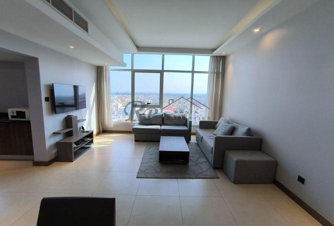 956756 - Property Image 2