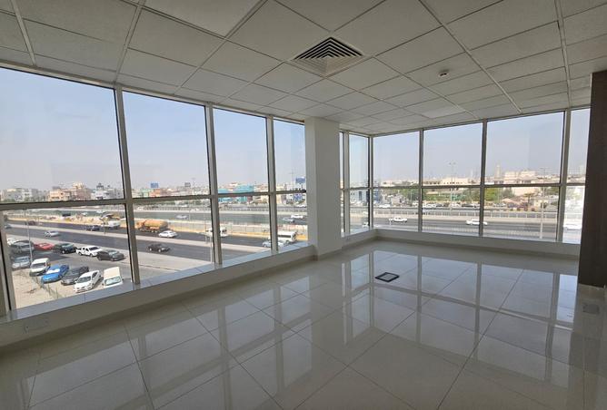 957052 - صورة العقار 2