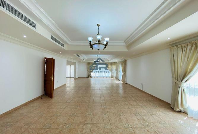 957959 - Property Image 2