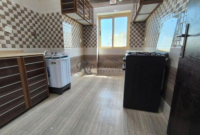 957594 - Property Image 2