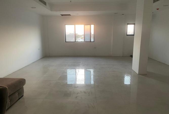 998516 - Property Image 3