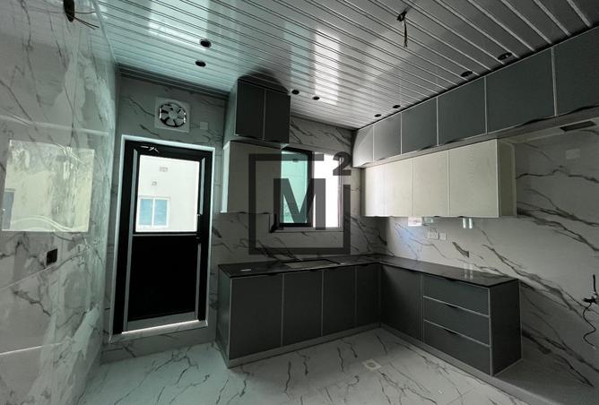 958061 - Property Image 2
