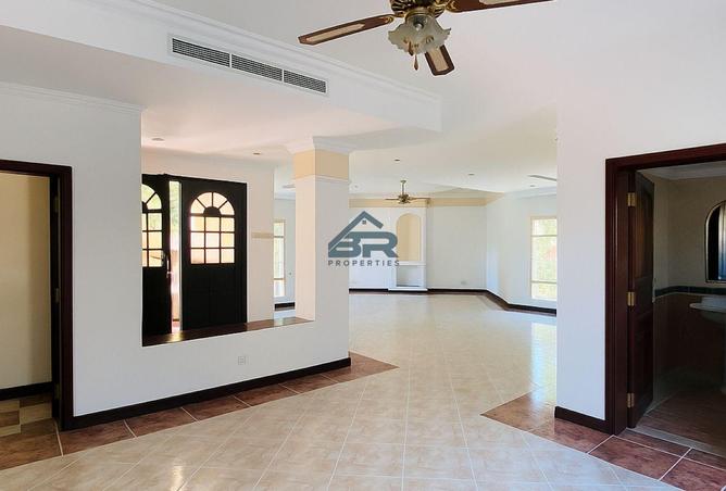 957952 - Property Image 2