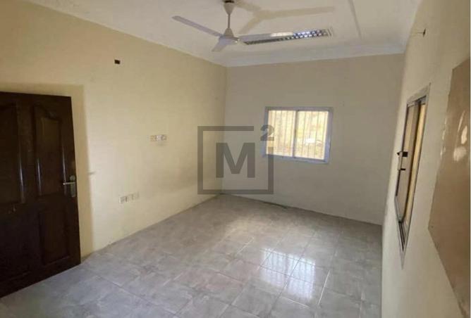 958571 - Property Image 3