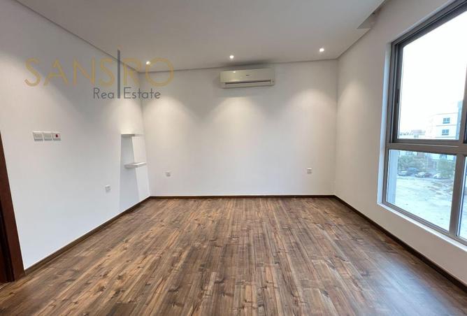 958570 - Property Image 3