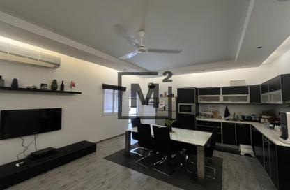 Villa - 7+ Bedrooms - 7+ Bathrooms for sale in Arad - Muharraq Governorate Villa - 7+ Bedrooms - 7+ Bathrooms for sale in Arad - Muharraq Governorate