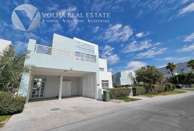 960194 - Property Image 2