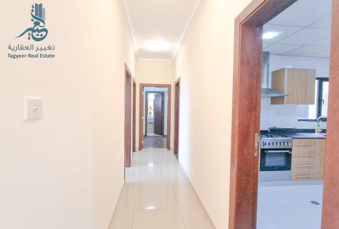 961175 - Property Image 3