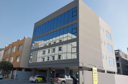 Office Space - Studio - 2 Bathrooms for rent in Karbabad - Manama - Capital Governorate