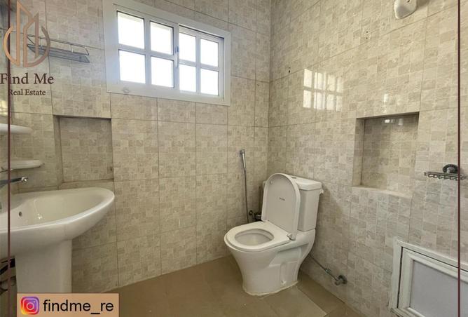 960212 - Property Image 3