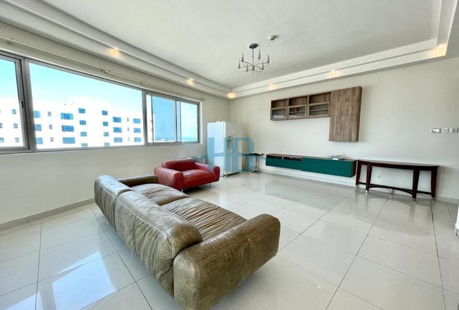 960741 - Property Image 2