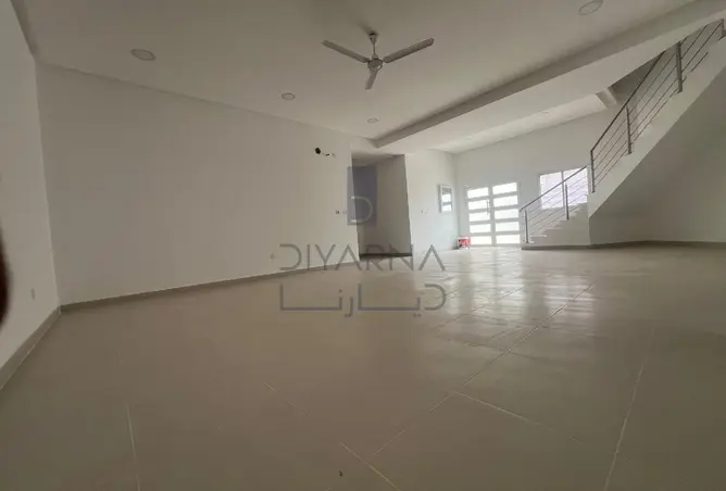 960808 - Property Image 3