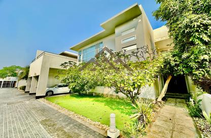 Villa - 4 Bedrooms - 7 Bathrooms for rent in Saar - Northern Governorate