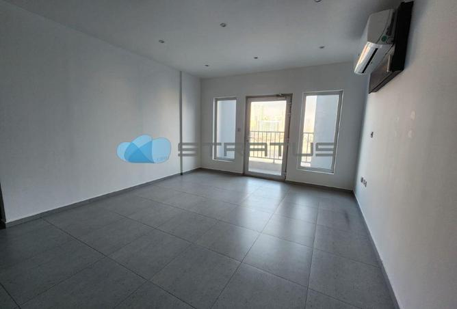 961232 - Property Image 2