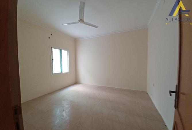 961767 - Property Image 2