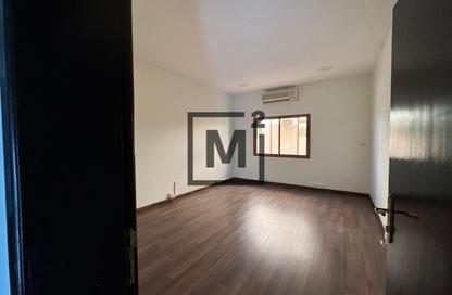 Office Space - Studio - 2 Bathrooms for rent in Gufool - Manama - Capital Governorate