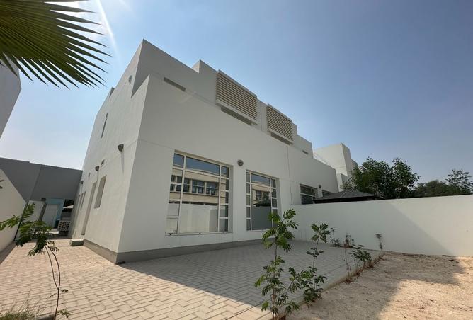 962326 - Property Main Image