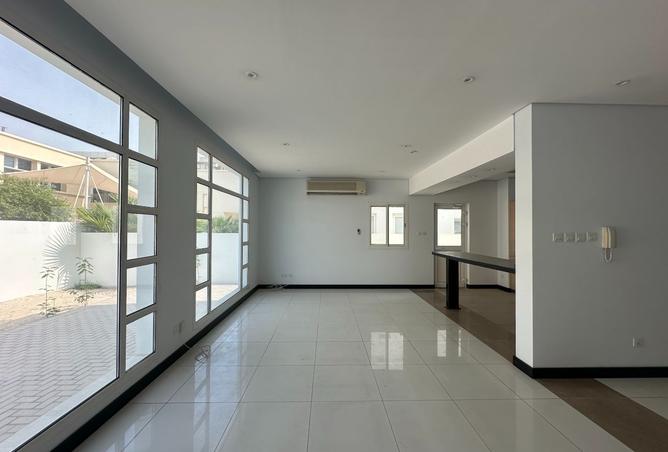 962326 - Property Image 3