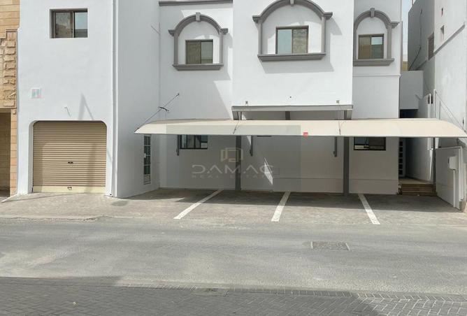 963087 - Property Image 2