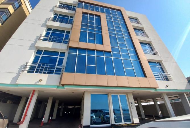 963450 - Property Main Image