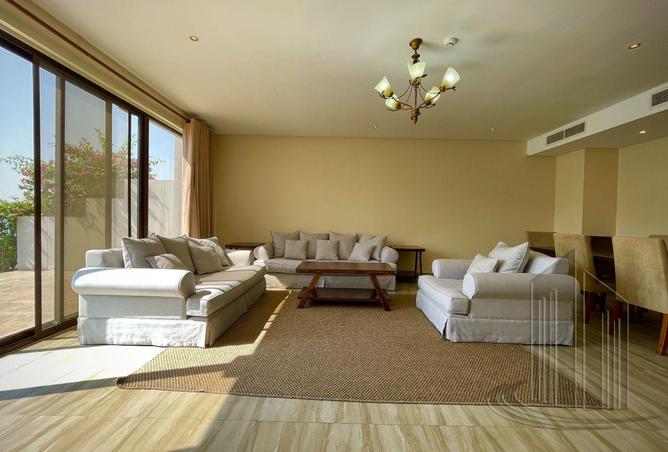 963960 - Property Image 3