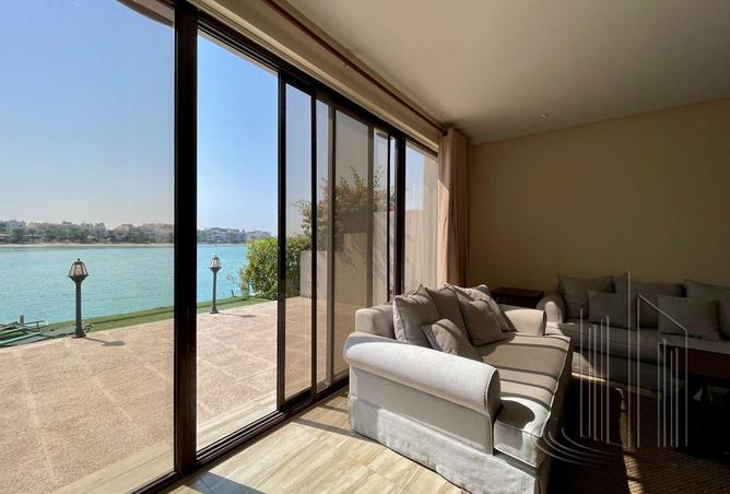 963960 - Property Image 2