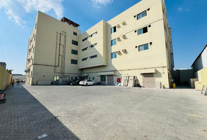 964379 - Property Main Image