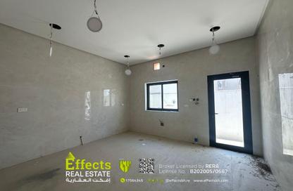 Villa - 4 Bedrooms - 5 Bathrooms for sale in Karzakkan - Northern Governorate