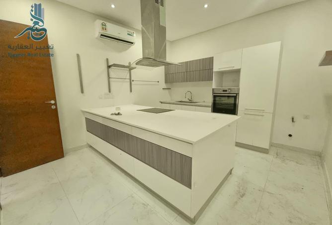 965023 - Property Image 3