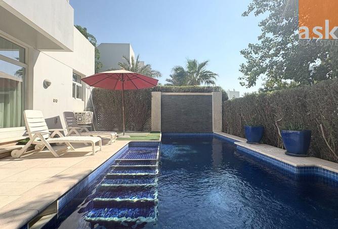 965026 - Property Image 2