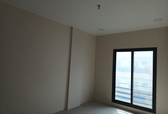 965194 - Property Image 2