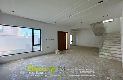 Villa - 4 Bedrooms - 5 Bathrooms for sale in Maqabah - Northern Governorate