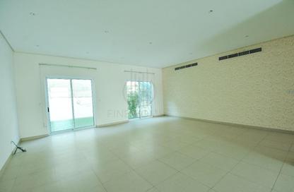 Villa - 4 Bedrooms - 4 Bathrooms for rent in Salmaniya - Manama - Capital Governorate