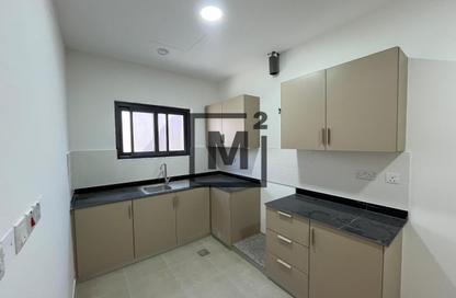Apartment - 4 Bedrooms - 4 Bathrooms for rent in Busaiteen - Muharraq Governorate