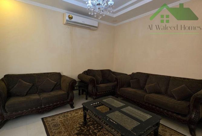 967014 - Property Image 3