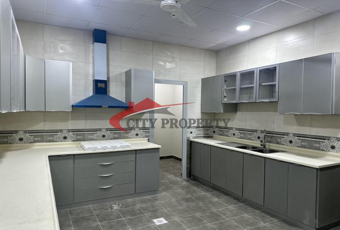 968349 - Property Image 2