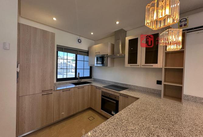 967236 - Property Image 3