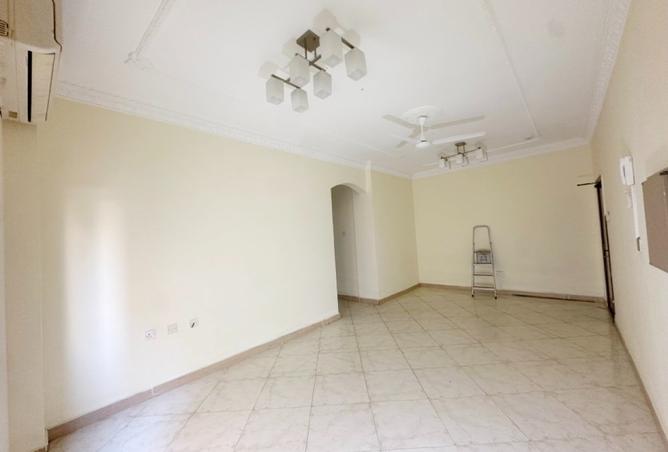 967515 - Property Image 2