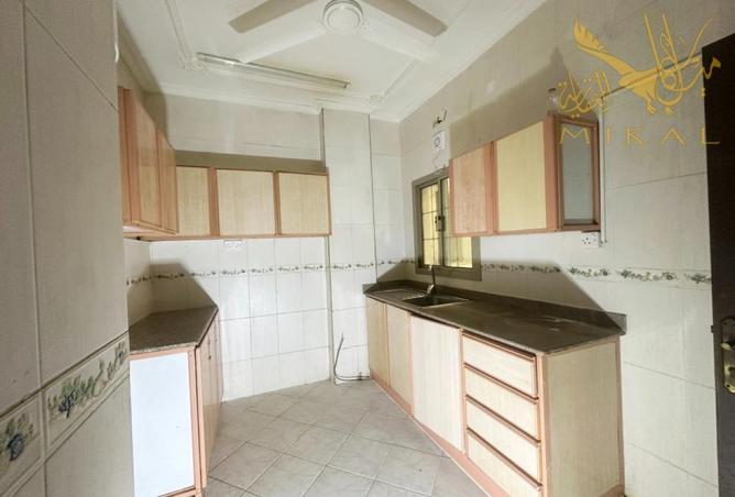 967515 - Property Image 3